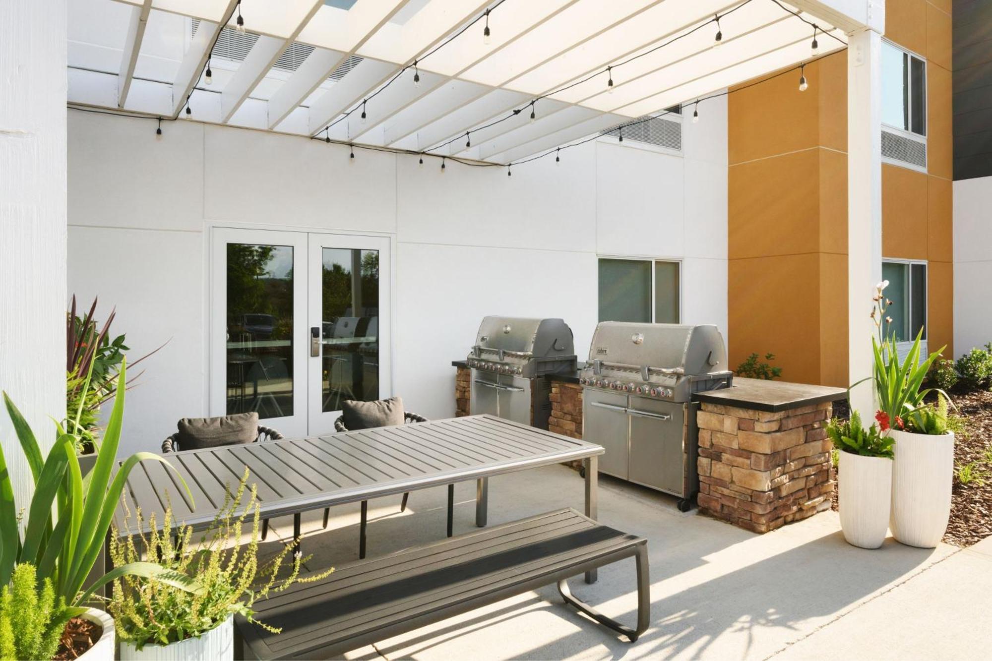 Towneplace Suites By Marriott Oxford Al Exterior foto